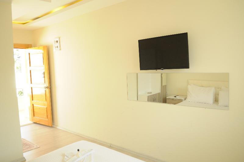 Номер Стандарт, Ibis Elche