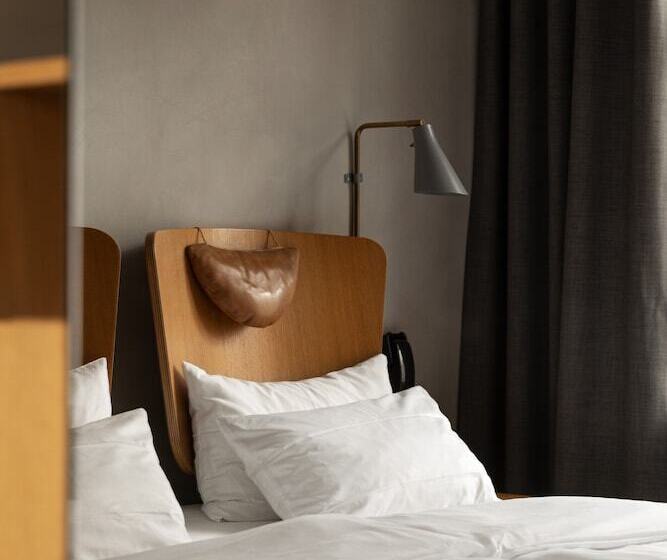 اتاق عادی, Sp34