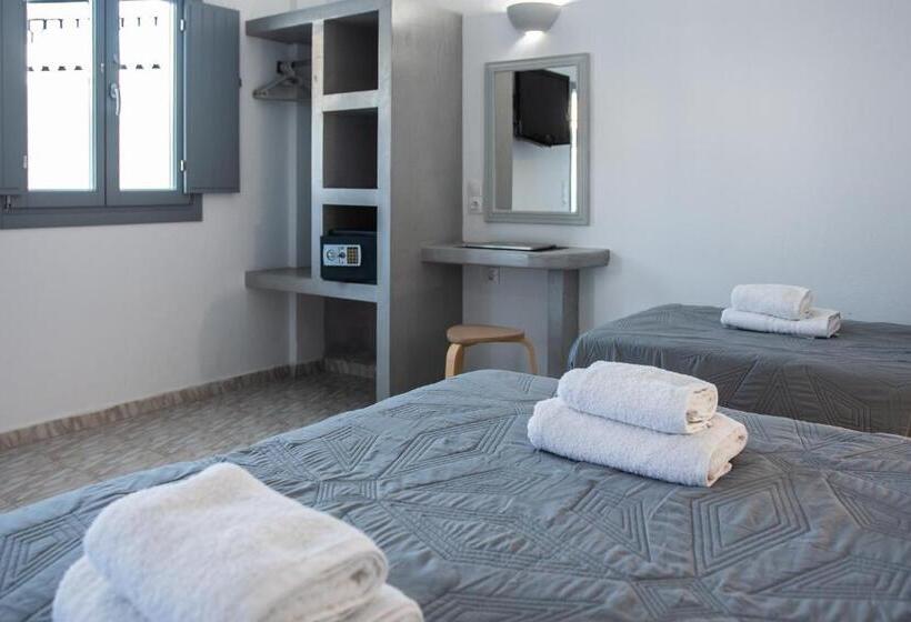 스탠다드 스튜디오, Villa Valvis
