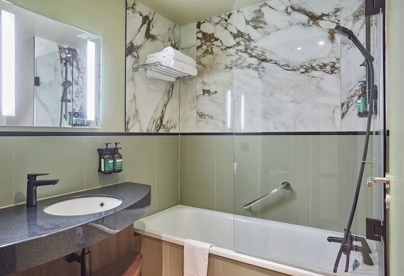 Номер Премиум, Voco Paris   Porte De Clichy, An Ihg