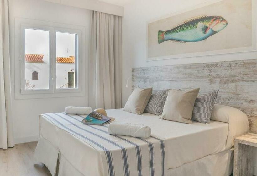 Апартаменты Superior 2 Спальни, Fergus Club Carema Splash