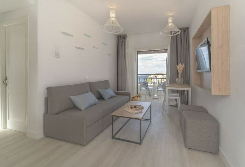 Апартаменты Superior 2 Спальни, Fergus Club Carema Splash