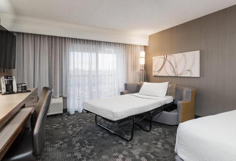 اتاق استاندارد با تخت بزرگ, Courtyard By Marriott Toronto Vaughan
