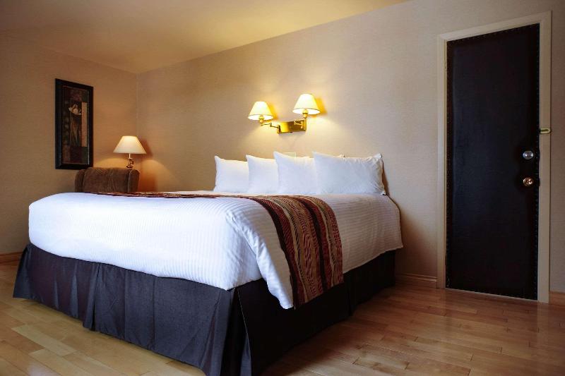 Номер Стандарт, Days Inn Michaelwood M5