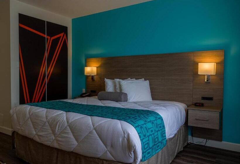 اتاق استاندارد با تخت بزرگ, Motel 6 Sault Ste. Marie, On
