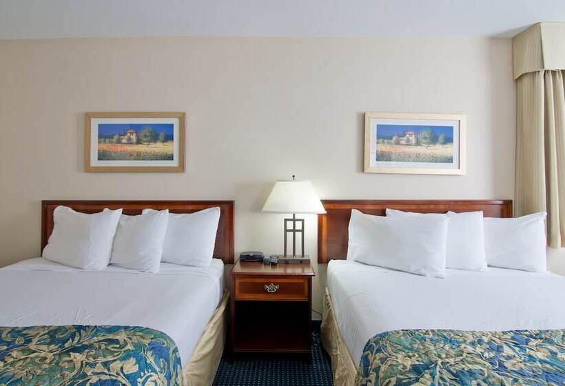 Номер Стандарт 2 Двуспальные Кровати, Travelodge By Wyndham Trenton