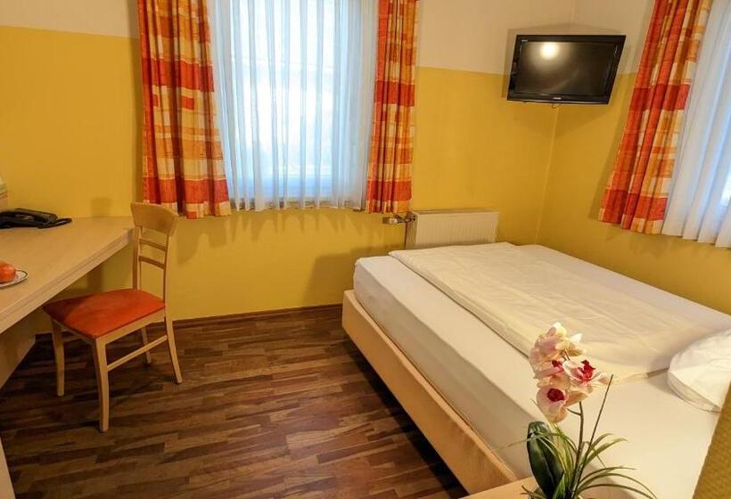 Номер Комфорт Индивидуальный, Ambient Hotel Am Europakanal