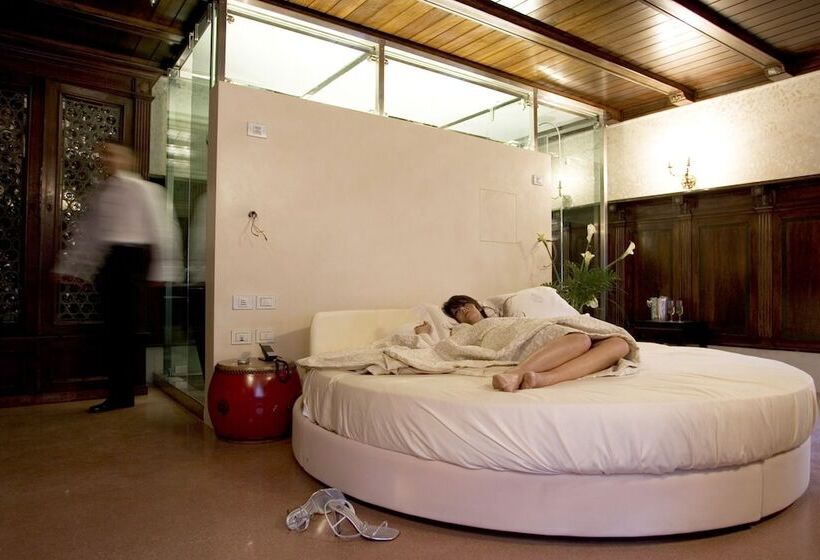 اتاق لوکس, Ca  Nigra Lagoon Resort