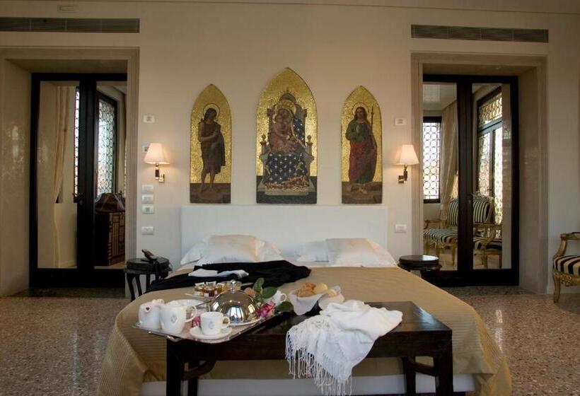 سوئیت جونیور با چشم‌انداز باغ, Ca  Nigra Lagoon Resort