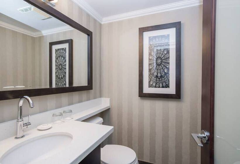 デラックススイート２ベッドルーム, La Grande Residence At The Sutton Place
