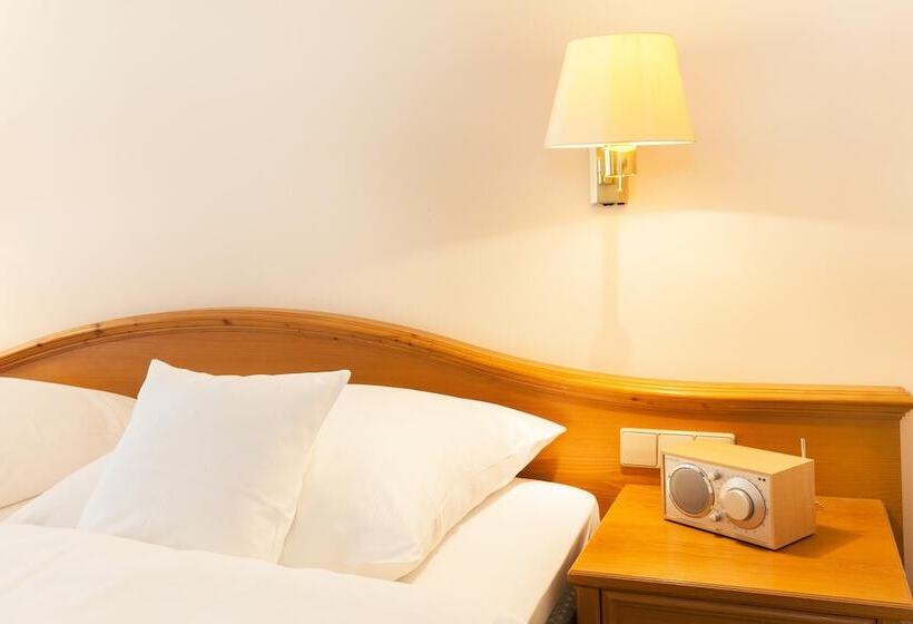 컴포트 룸, Landgasthof Hotel Hirsch