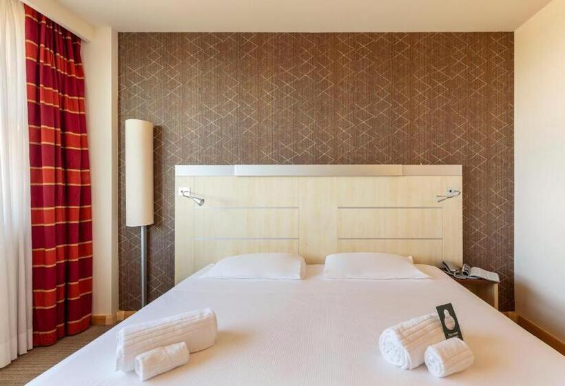 Номер Стандарт, B&b Hotel Cherasco Langhe