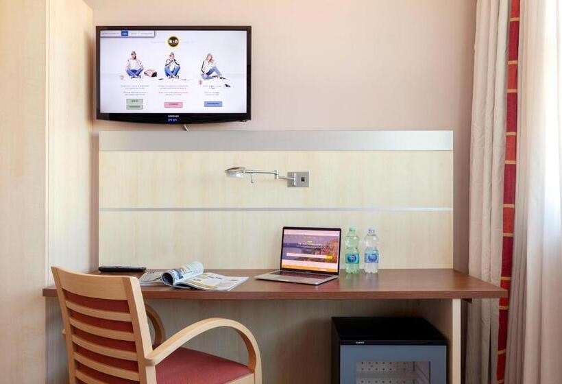 Номер Superior, B&b Hotel Cherasco Langhe