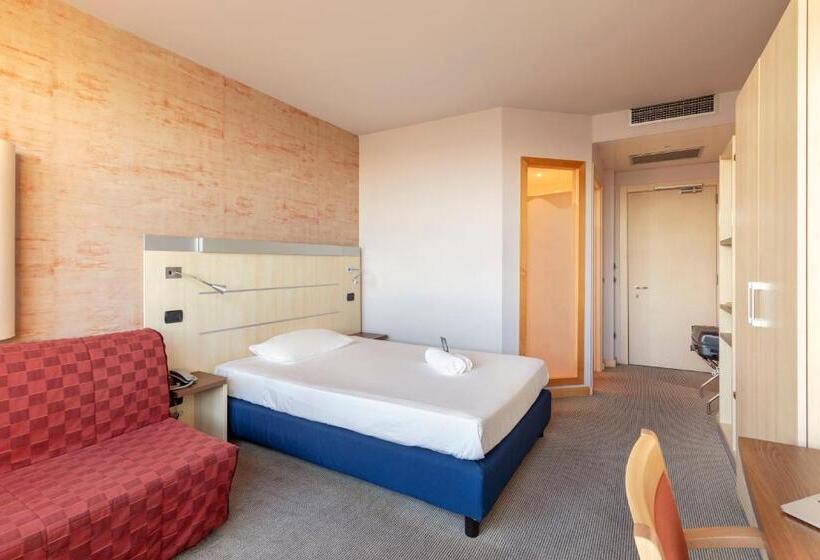 Номер Economy, B&b Hotel Cherasco Langhe