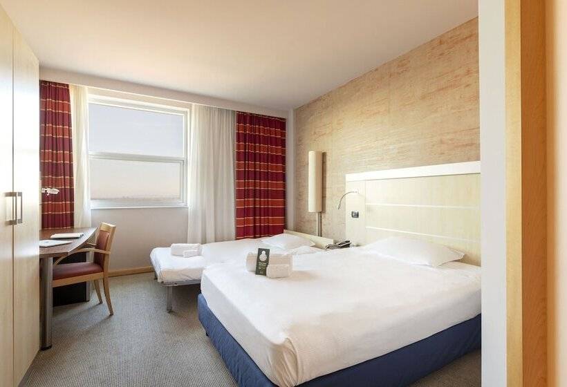 Номер Стандарт, B&b Hotel Cherasco Langhe