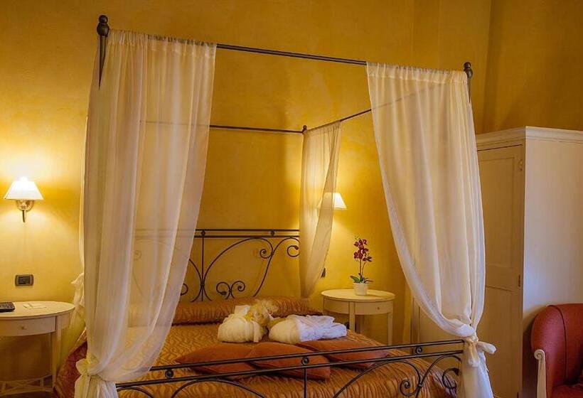 غرفة عائلية, Borgo Sant Ippolito Country