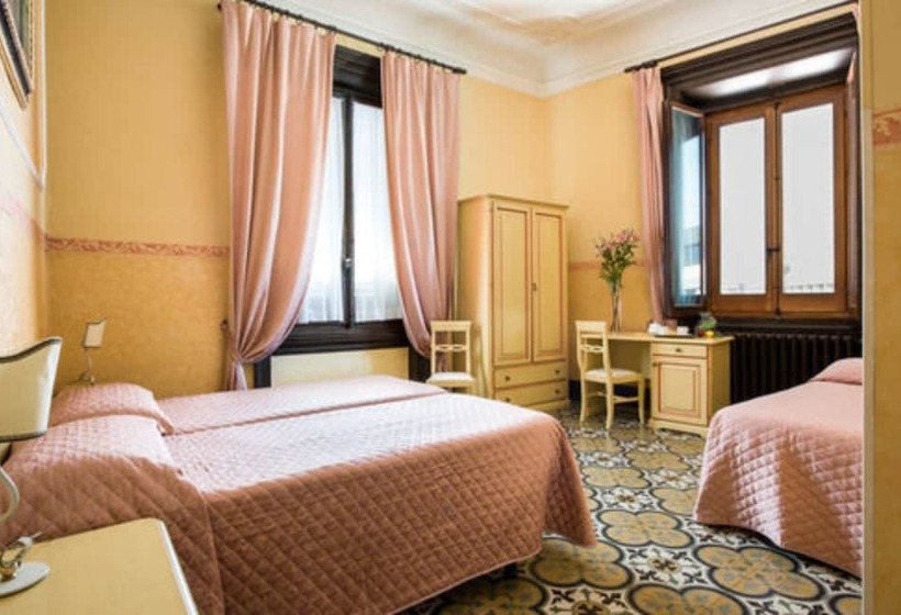 اتاق استاندارد چهار تخته, Fiorita