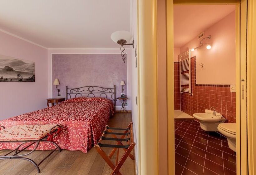 Номер Стандартный с Видом, La Darsena Boutique Hotel & Restaurant