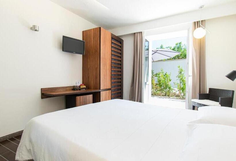 Трехместный Номер Superior, Marina 10 Design Hotel & Spa