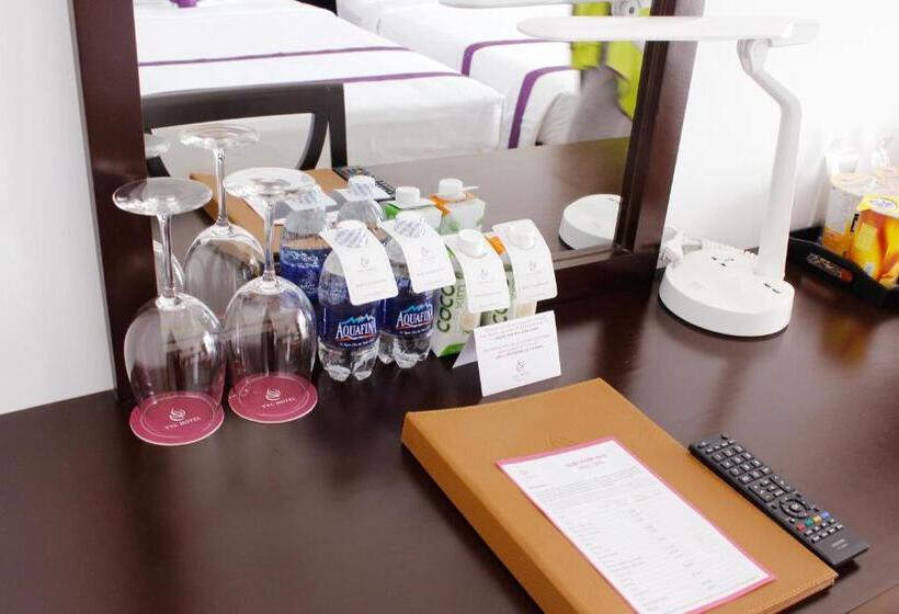 デラックストリプルルーム, Ttc Hotel   Can Tho