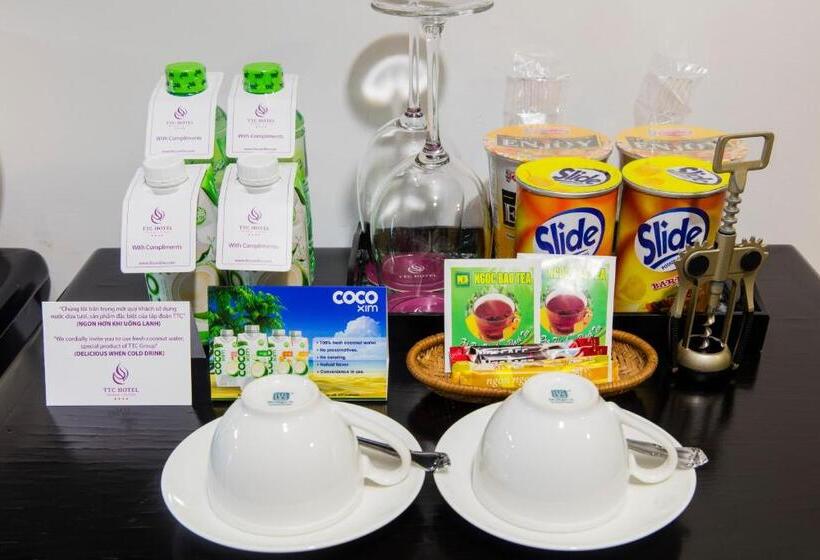 バルコニー付きスタンダードトリプルルーム, Ttc Hotel   Can Tho