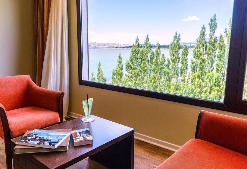 标准三人间, Xelena Hotel & Suites