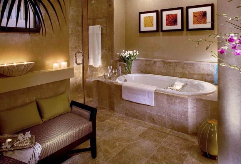 Апартаменты 2 Спальни Вид на Море, Palm Beach Marriott Singer Island Beach Resort & Spa