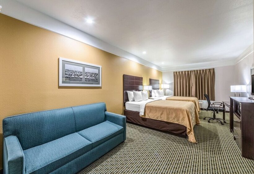 اتاق استاندارد برای معلولان, Quality Inn & Suites Seaworld North
