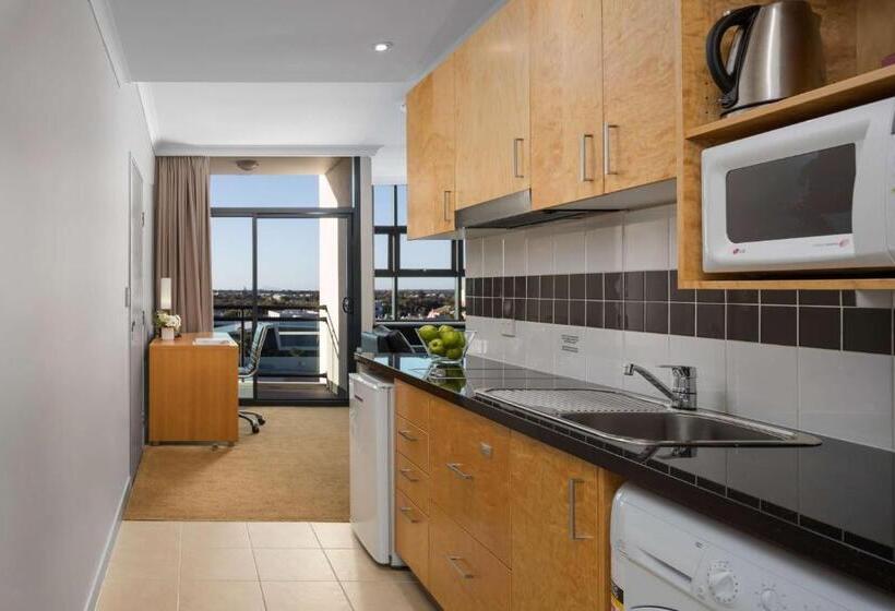 Люкс, Rydges Mackay Suites