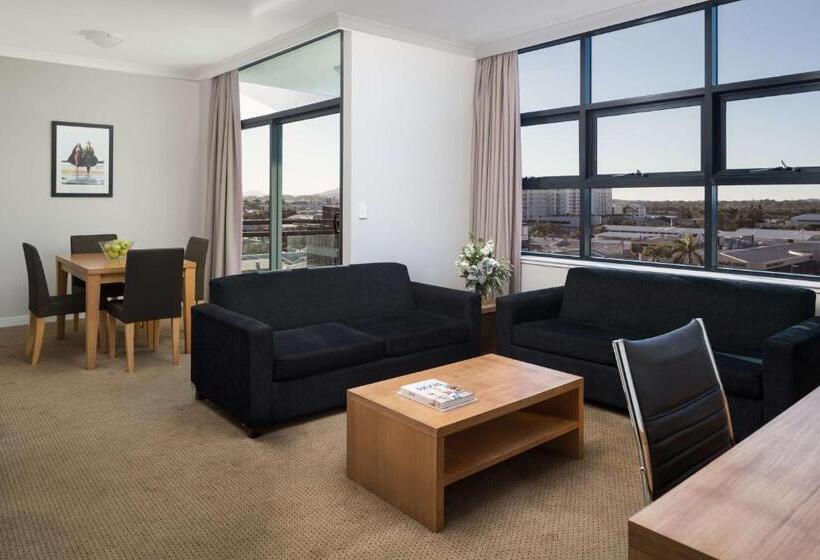 Люкс Повышенной Комфортности, Rydges Mackay Suites