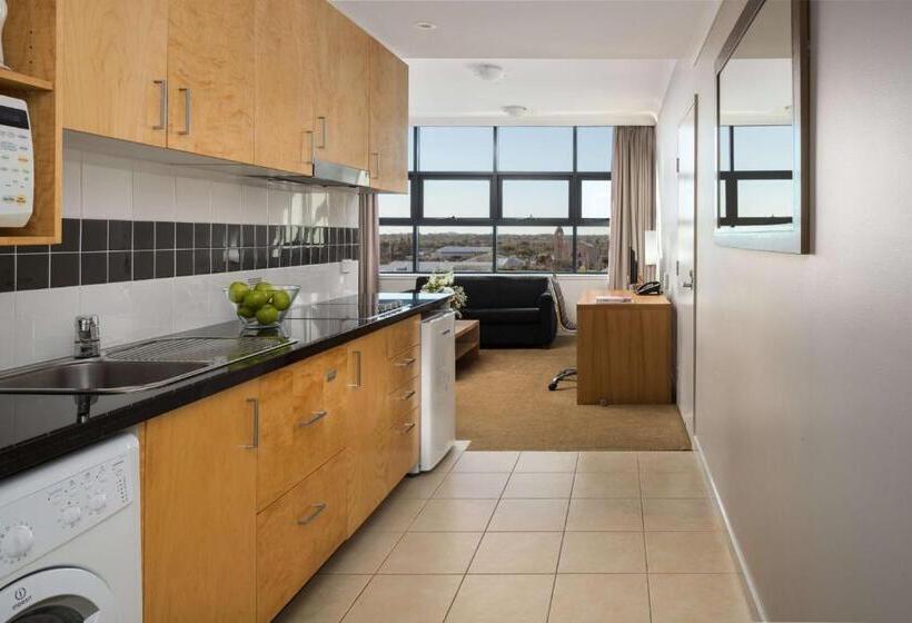 Семейный Номер, Rydges Mackay Suites