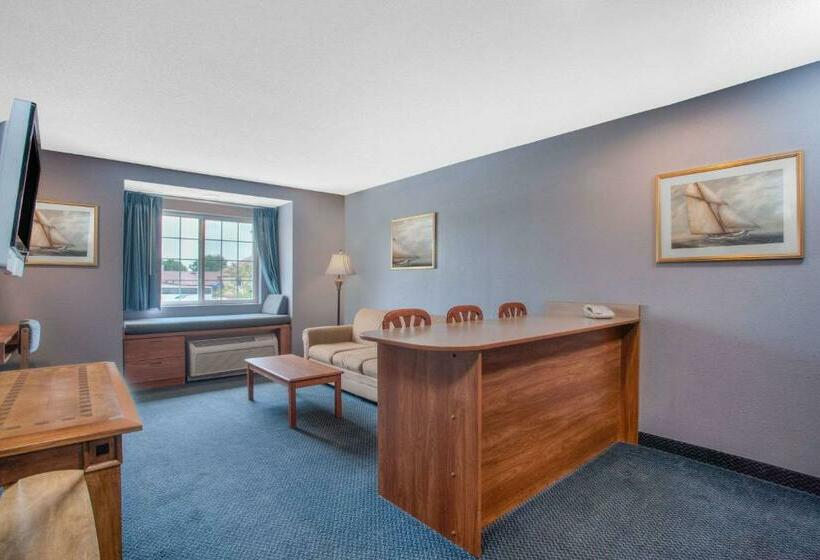 سوییت لوکس, Microtel Inn And Suites Dover