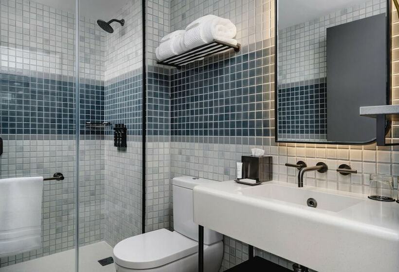 Quarto Estandar 2 Camas Casal, Arlo Midtown