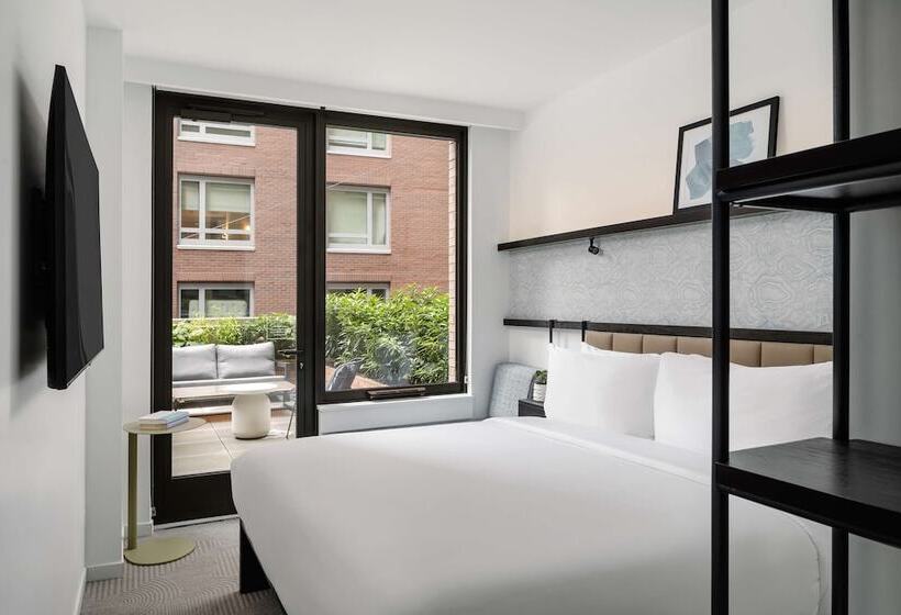 Quarto Estandar Cama Casal, Arlo Midtown