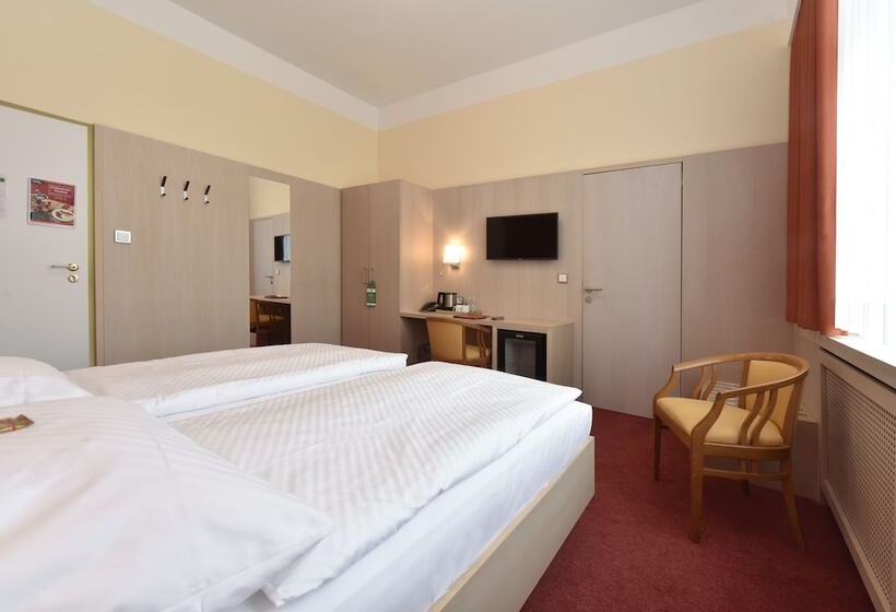 Номер Комфорт, Adria München