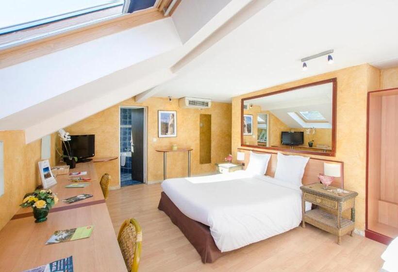 Трехместный Номер Комфорт, Hôtel Bosquet Pau Centre