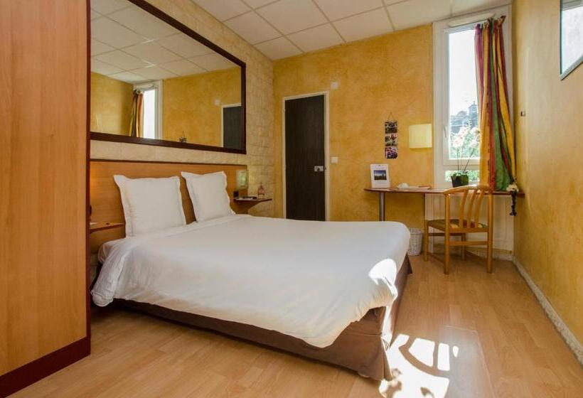 Классический Номер, Hôtel Bosquet Pau Centre