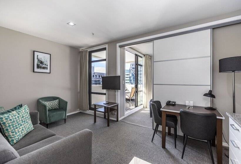 Апартаменты 1 Спальня, Quest On Queen Serviced Apartments