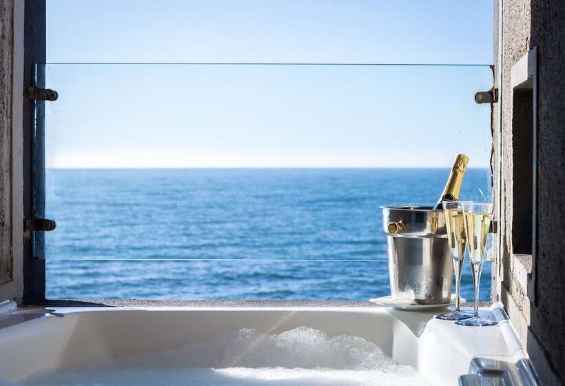 스탠다드 스튜디오 더블 침대, Radisson Blu Acqua Hotel & Spa Concon