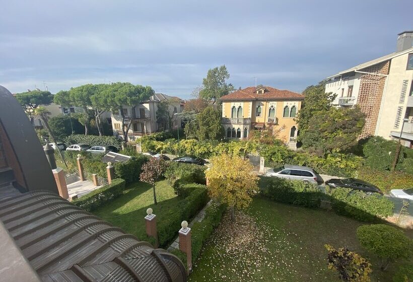Люкс Вид на Сад, Db Villas Le Ville Del Lido Resort