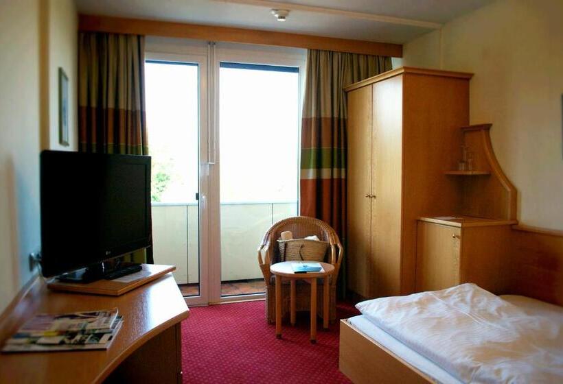 スタンダードシングルルーム, Thermenhotel Stoiser