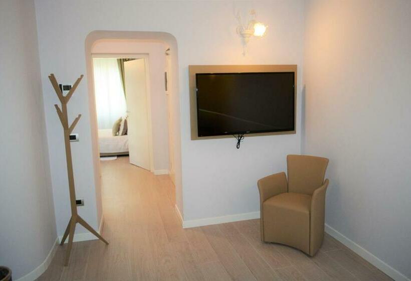 Люкс, Les 7 Suites Erica
