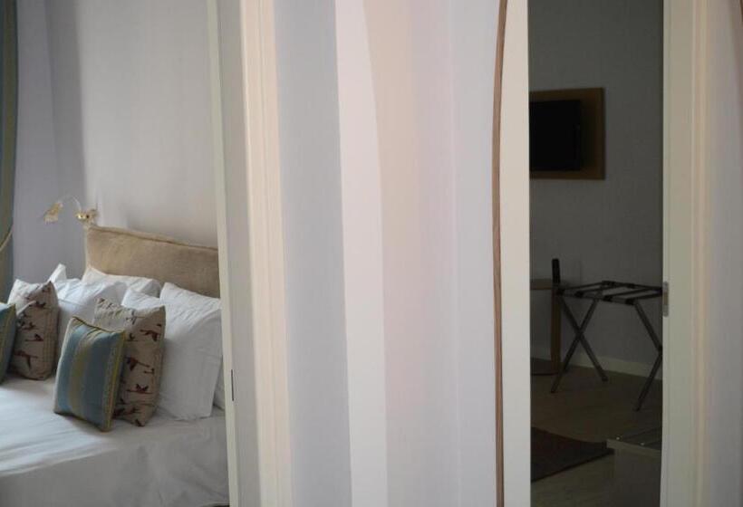 Люкс Повышенной Комфортности, Les 7 Suites Erica
