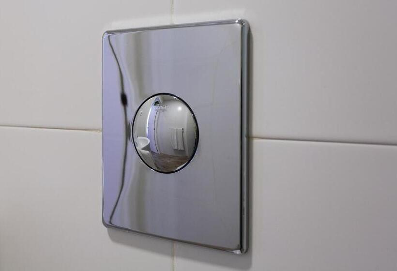 اتاق اکونومی یک تخته, Hostal Sol Y Miel