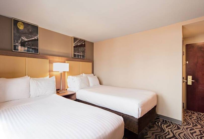２ダブルベッドのスタンダードルーム, Holiday Inn Express Brooklyn, An Ihg