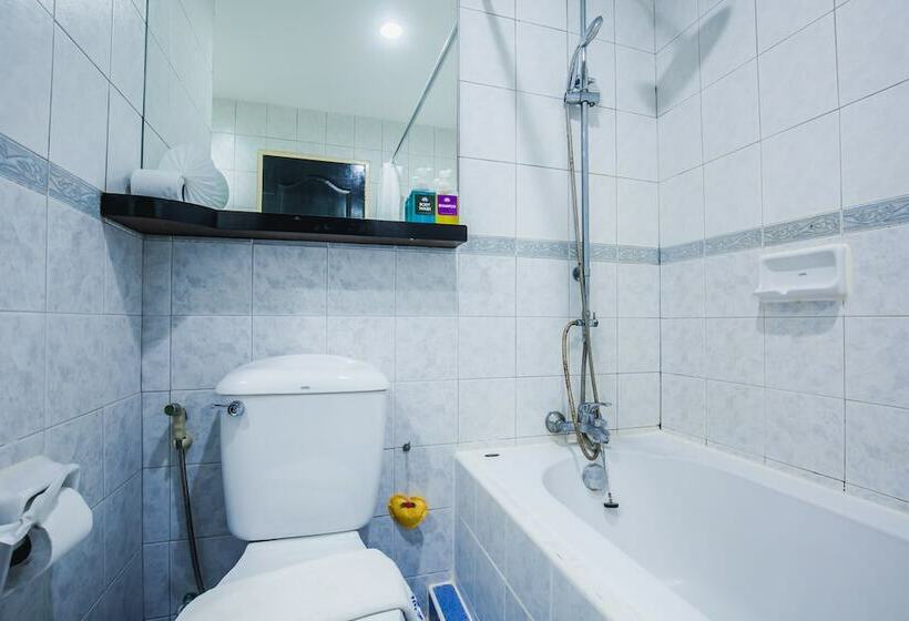수피리어 룸 풀장 전망, Karon Whale Resort