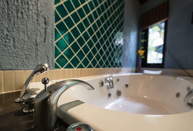 کابین, Peace Laguna Resort & Spa   Sha Extra Plus