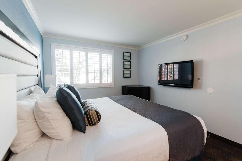 Люкс, Best Western Plus Manhattan Beach