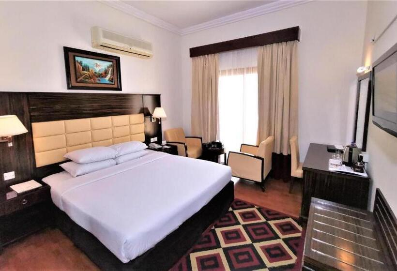 高级三人间, Fortune Hotel Deira