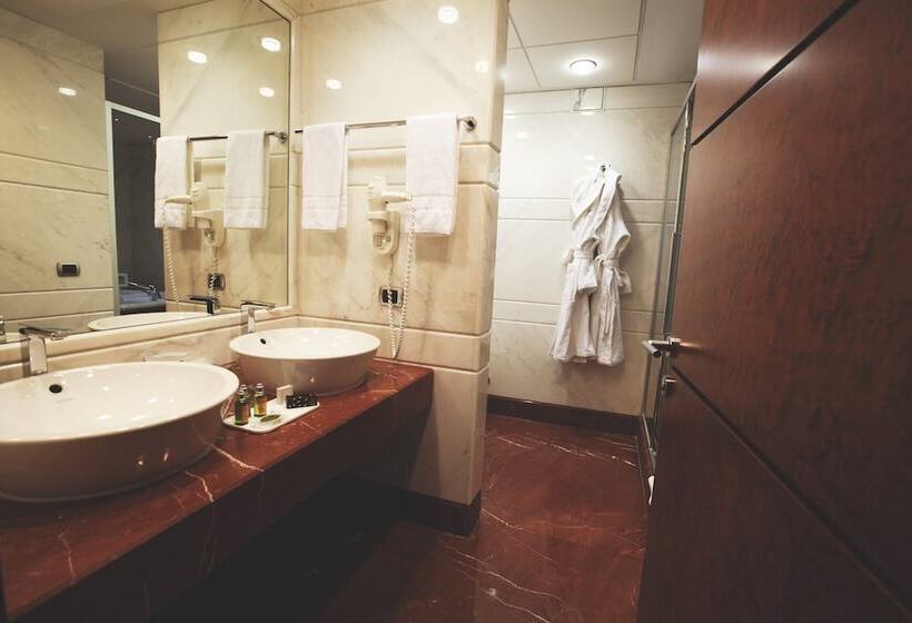 סוויטת ג'וניור, Papillo Hotels & Resorts Roma